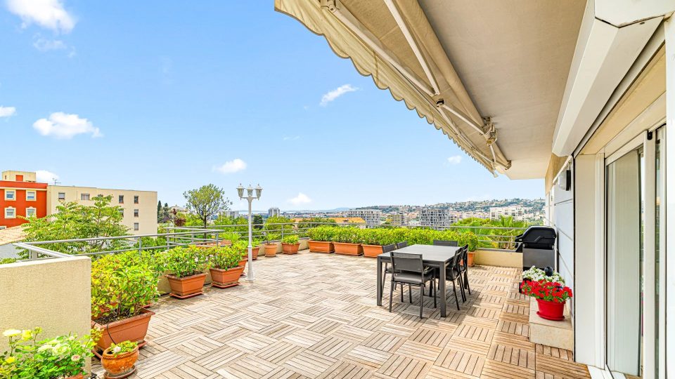 Vente Appartement 4 pièces Nice – Corniche Fleurie