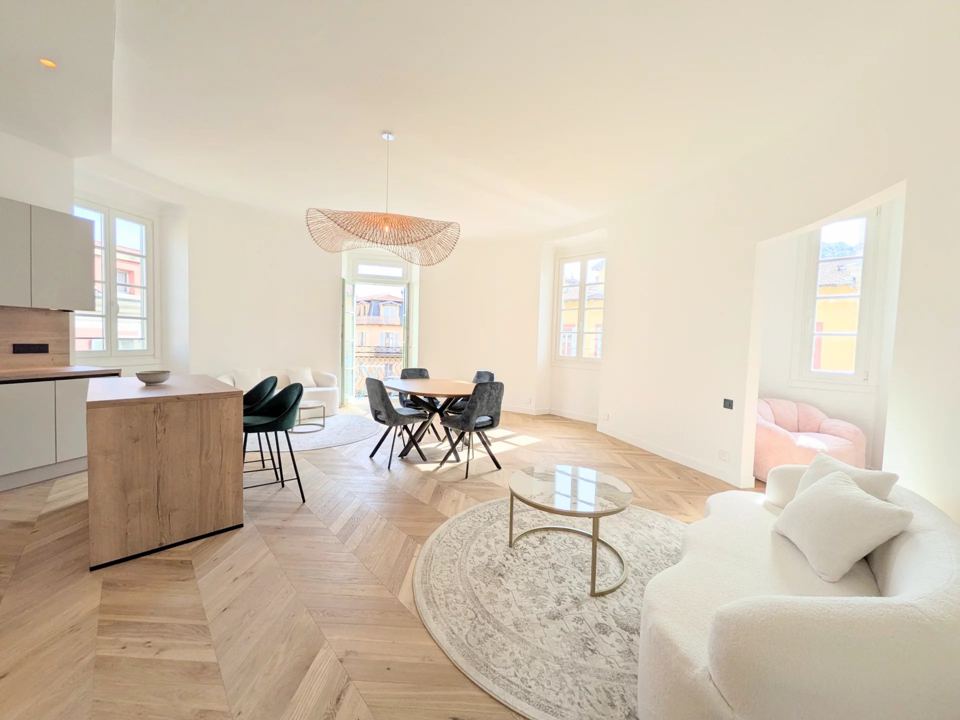 Appartement 6 pièces à vendre - Nice - Le Port - photo 2