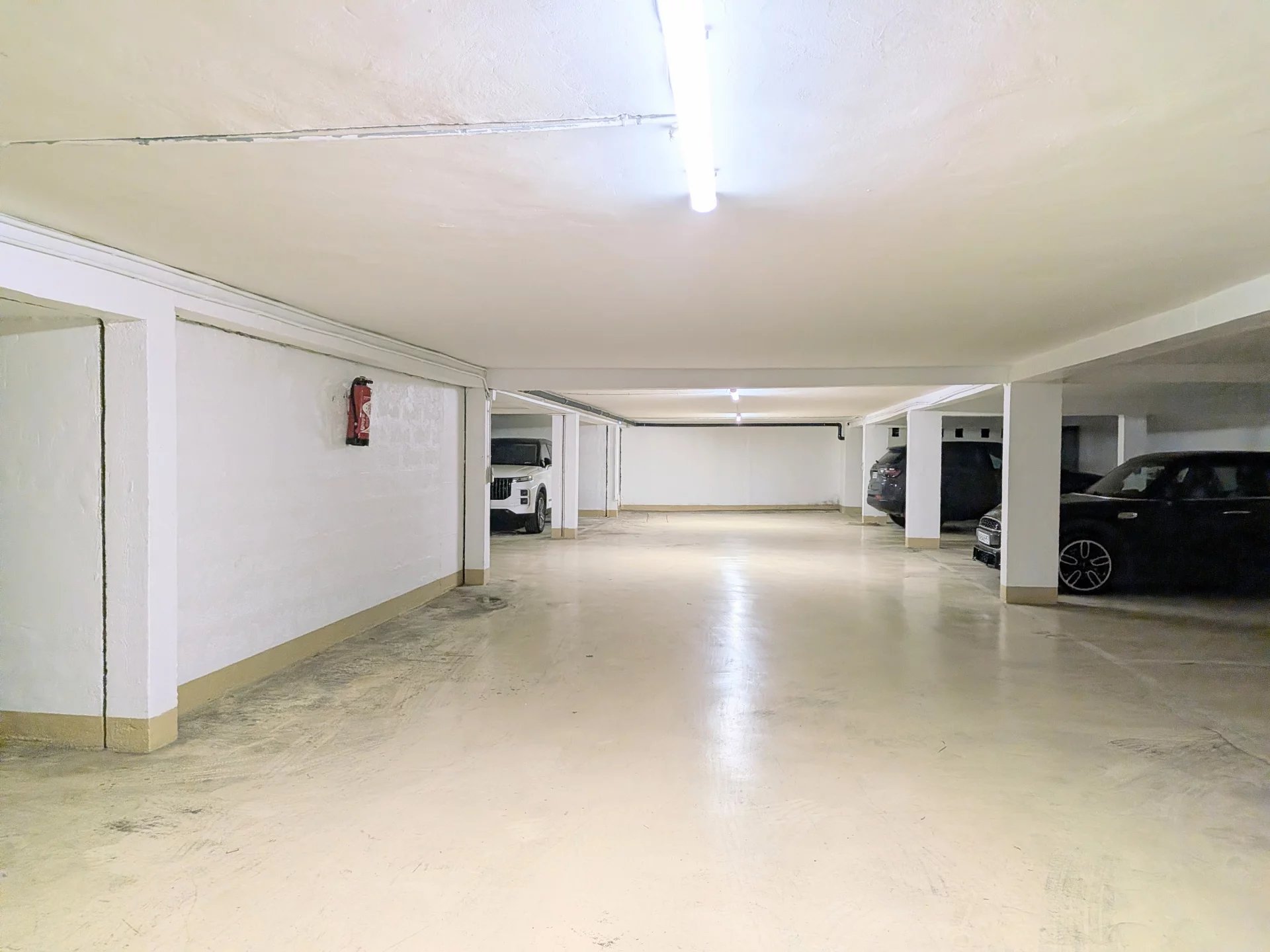 Garage / Parking 1 pièce à louer - Nice - Le Port - photo 5