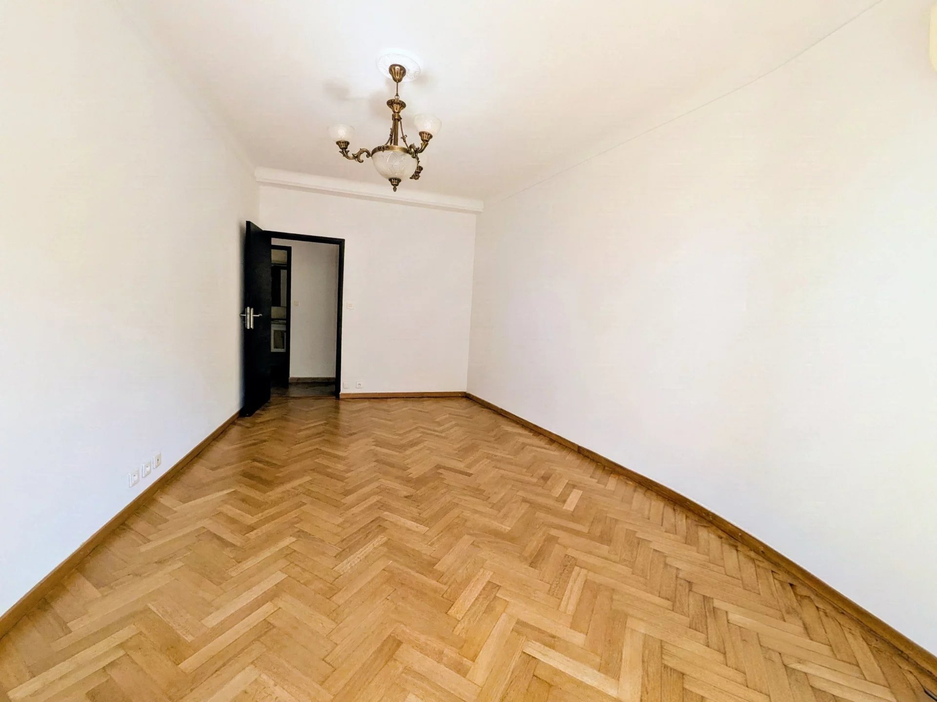 Appartement 2 pièces à vendre - Nice - Mont Boron - photo 4