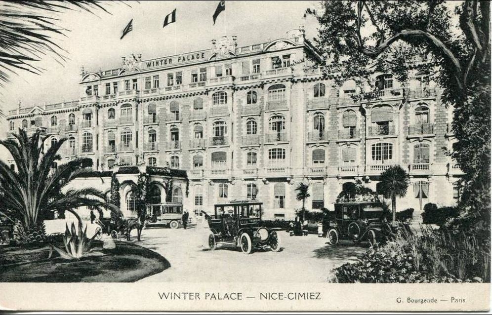 The Winter Palace and its park, boulevard de Cimiez in Nice, on a view from the 1910s