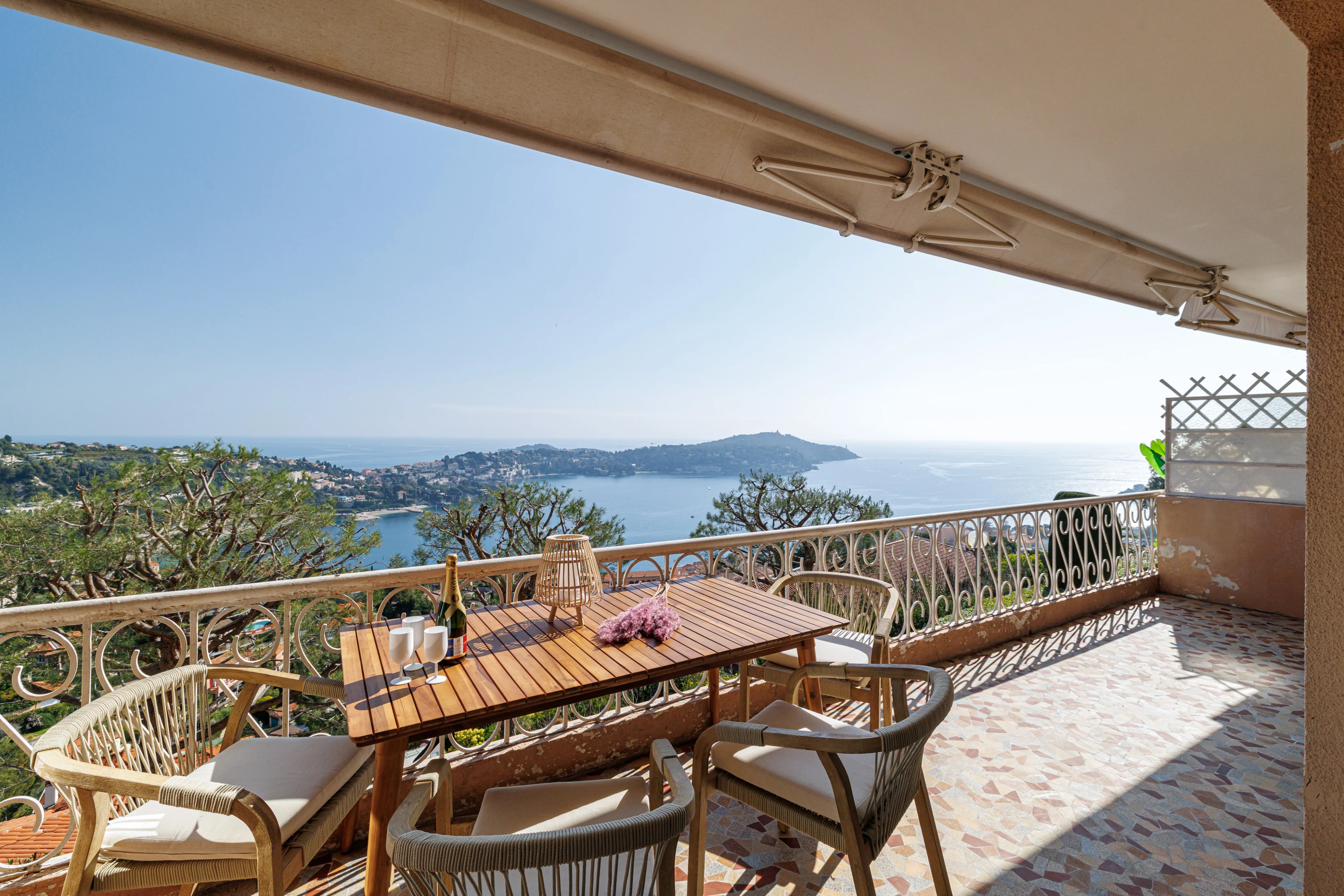 Appartement 3 pièces à vendre - Villefranche-sur-Mer - Corne d'Or