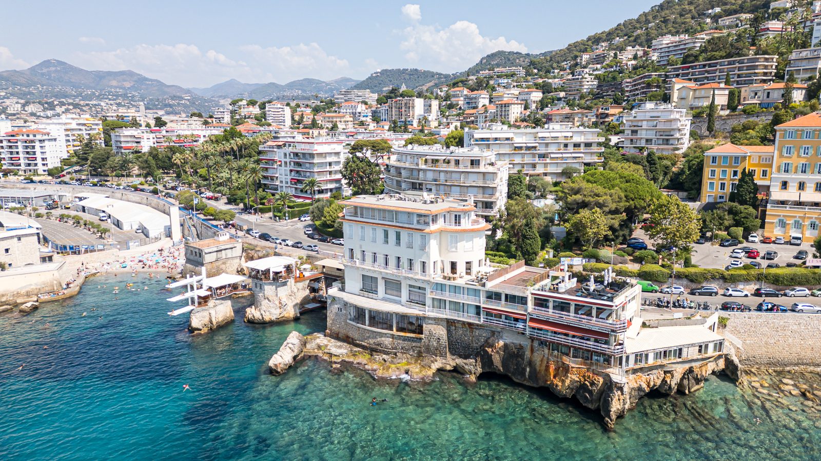 Front de mer du boulevard Franck Pilatte à Nice, vue aérienne